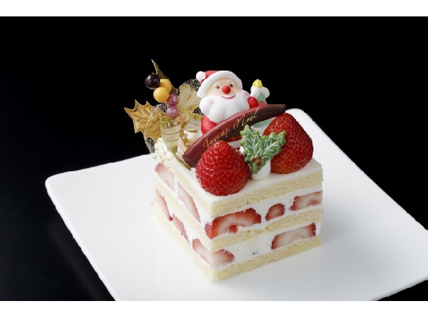 羽田を利用する家族や恋人とすごすクリスマスは 飛行機型のケーキで祝ってみてはいかが Straight Press ストレートプレス