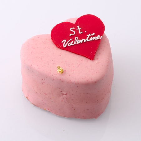 バレンタイン限定 ルビーチョコレート を使ったハート型ケーキが登場 Straight Press ストレートプレス
