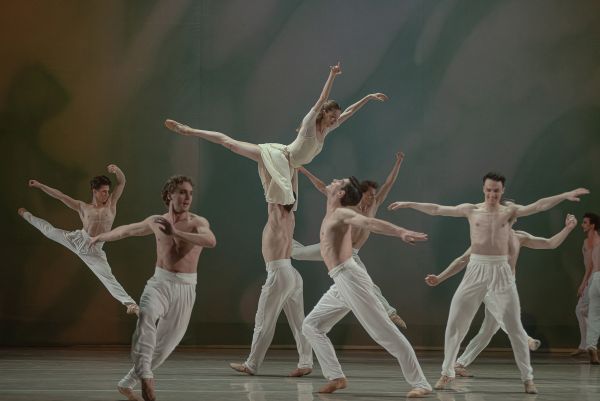 ウクライナ国立バレエが来日公演！日本からの義援金で世界的振付家の新