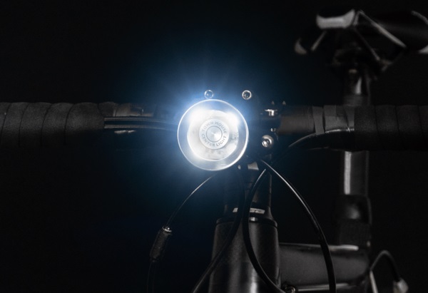 一生モノの自転車用ライトTOWN MOUSE「Center Light」！イギリスから日本初上陸