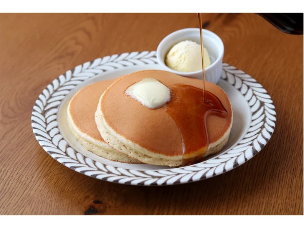 【愛媛県松山市】「道後はいから薄餅店」のパンケーキ全メニューが、はだか麦粉100％へリニューアル