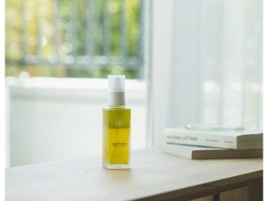 水分と油分を同時に補給！二層式のボディミスト「シトラスオイルイン