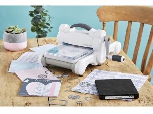 ダイカットマシン「Big Shot」中心に展開！イギリス発クラフトブランド