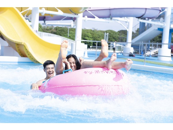 【千葉県千葉市】今年はナイトプールもあり！「稲毛海浜公園プール」の夏季営業が7月13日よりSTART