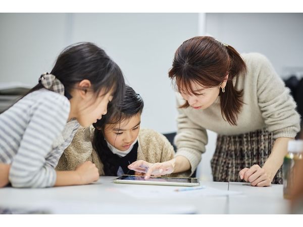 【東京都江戸川区】「デザインのがっこう」が小学生向け夏季特別体験会を開催！オリジナル絵本をつくろう