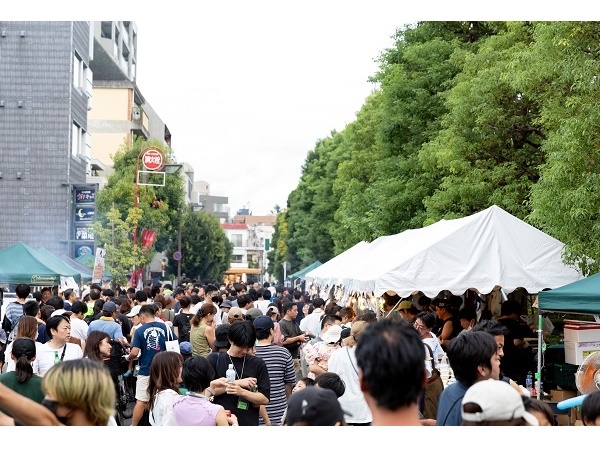 【東京都世田谷区】水鉄砲の撃ち合いやステージ企画も！「用賀サマーフェスティバル2024」開催