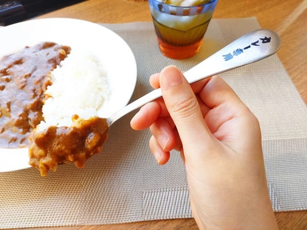 大相撲土産の定番「国技館カレー」に「甘口国技館カレー」登場！キャンペーンも開催