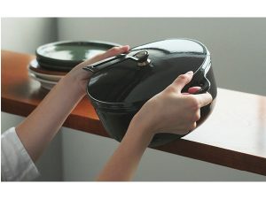 バーミキュラ オーブンポット2」に新サイズ登場！無水調理から炒め物