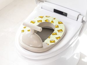 しまじろう」とのコラボ商品として便座シートなど3商品が登場
