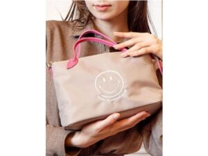 主役級デザイン×高い整理力の「スマイルバッグインバッグ 1870-s」が