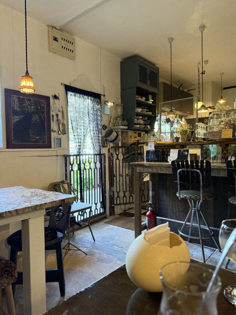 Arbòreo（アルボレオ）内観写真。