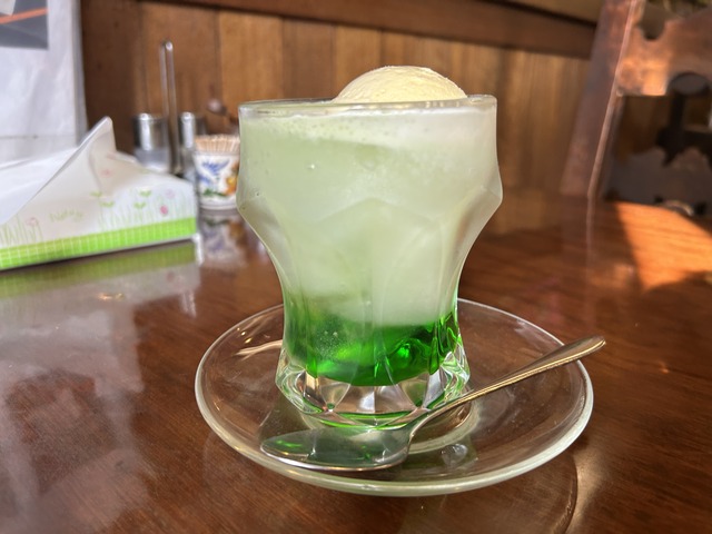 クリームソーダ1-1