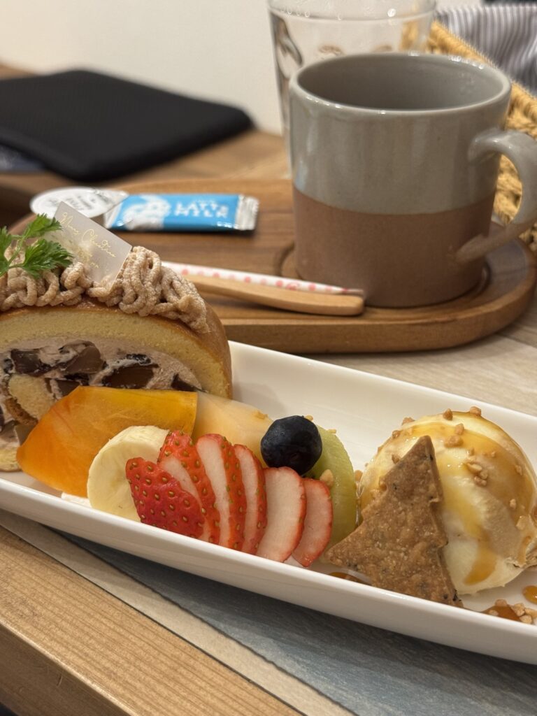 マロンロールの写真