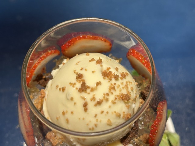 いちごパフェ1-9