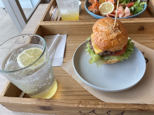 チーズバーガー1