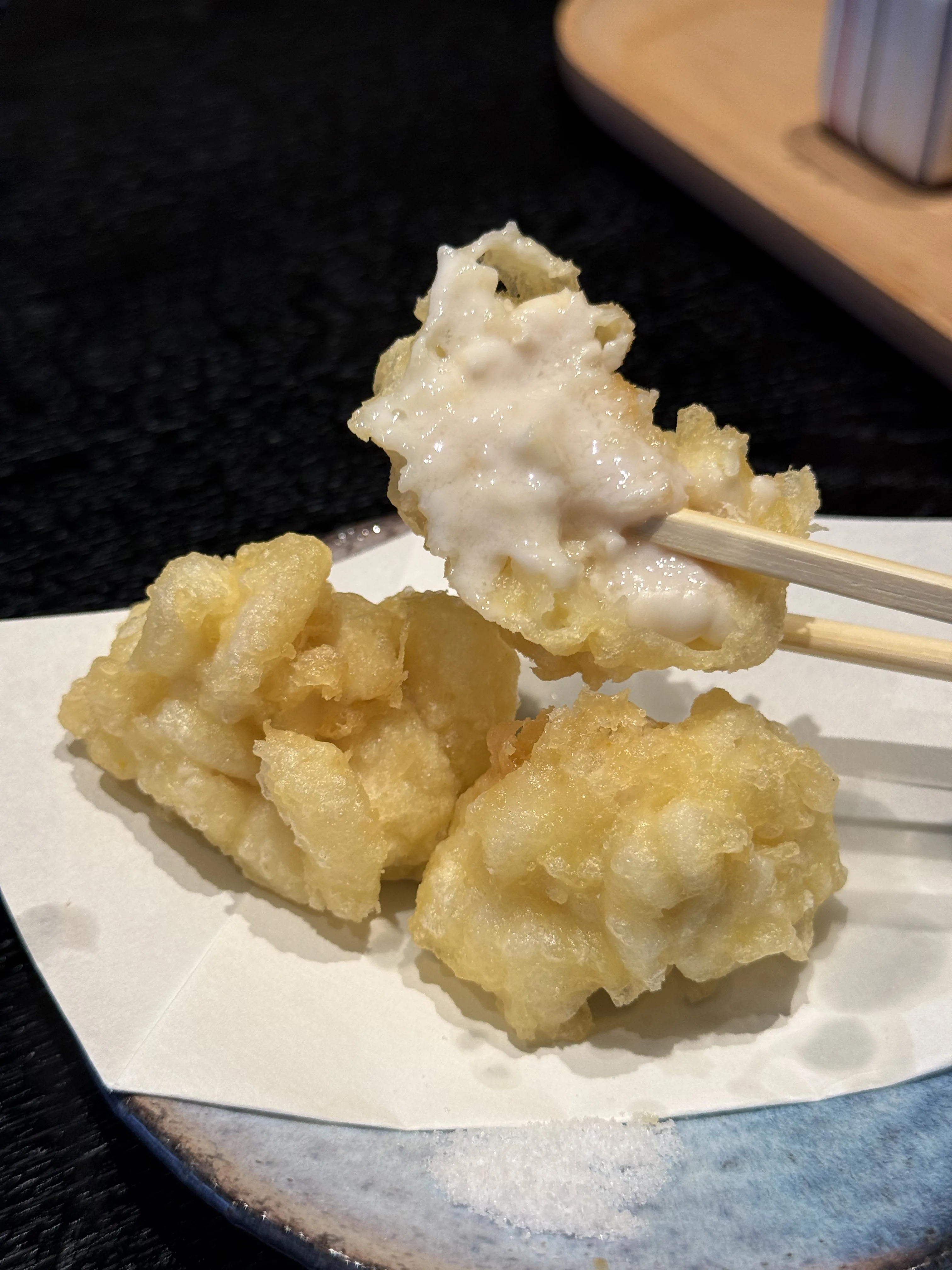 『手打ち蕎麦 きさく』白子の天麩羅のアップ