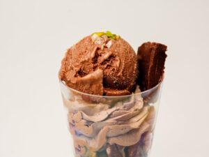 ガトーショコラ専門店「ケンズカフェ東京」、青山店限定で新作パルフェを発売